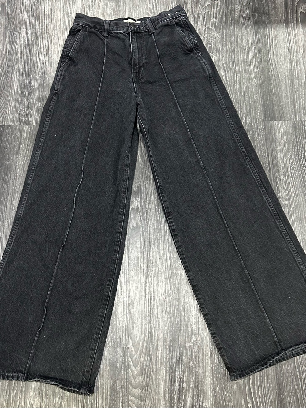 Madewell Black Wide Leg Flare Jeans Superwide leg jeans Black denim size 26